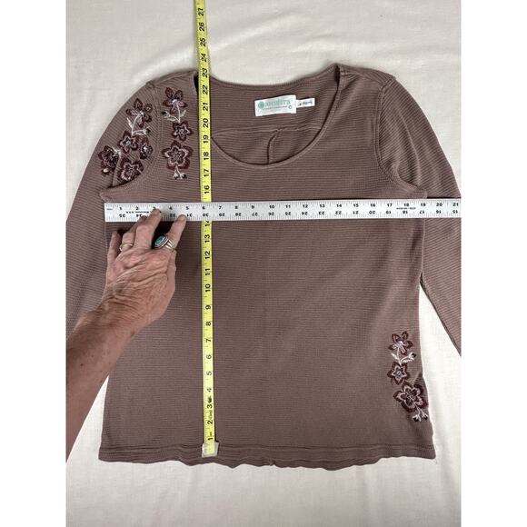 Aventura Organic Cotton embroidered mocha brown pullover waffle knit top Sz M - Picture 6 of 7
